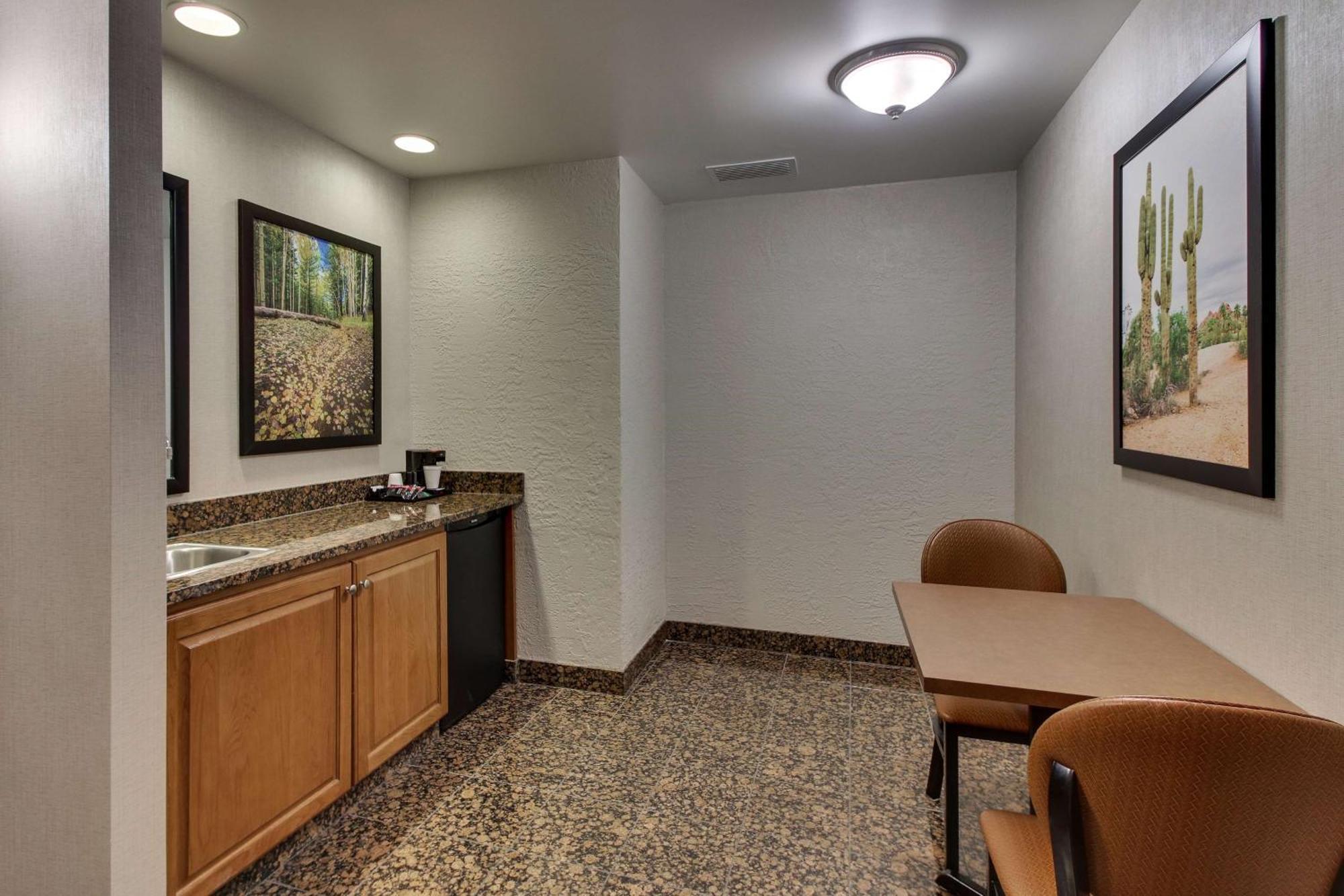 Drury Inn & Suites Phoenix Happy Valley Kültér fotó